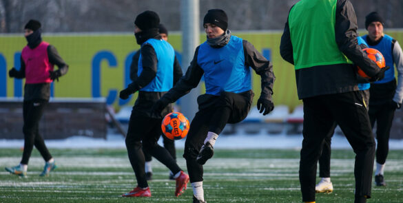 ЛІВИЙ БЕРЕГ: ВІДОМІ СПАРИНГИ НА ПЕРШОМУ ЗБОРІ