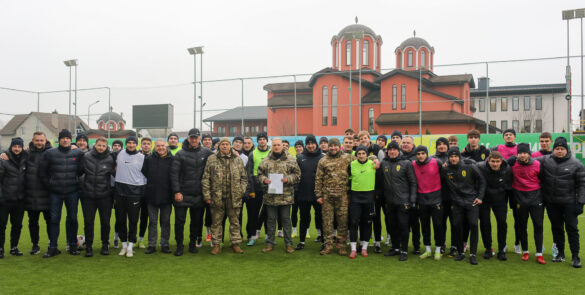 ФК Лівий Берег передав автівку для ДФТГ Лівий Берег – Київ БТО